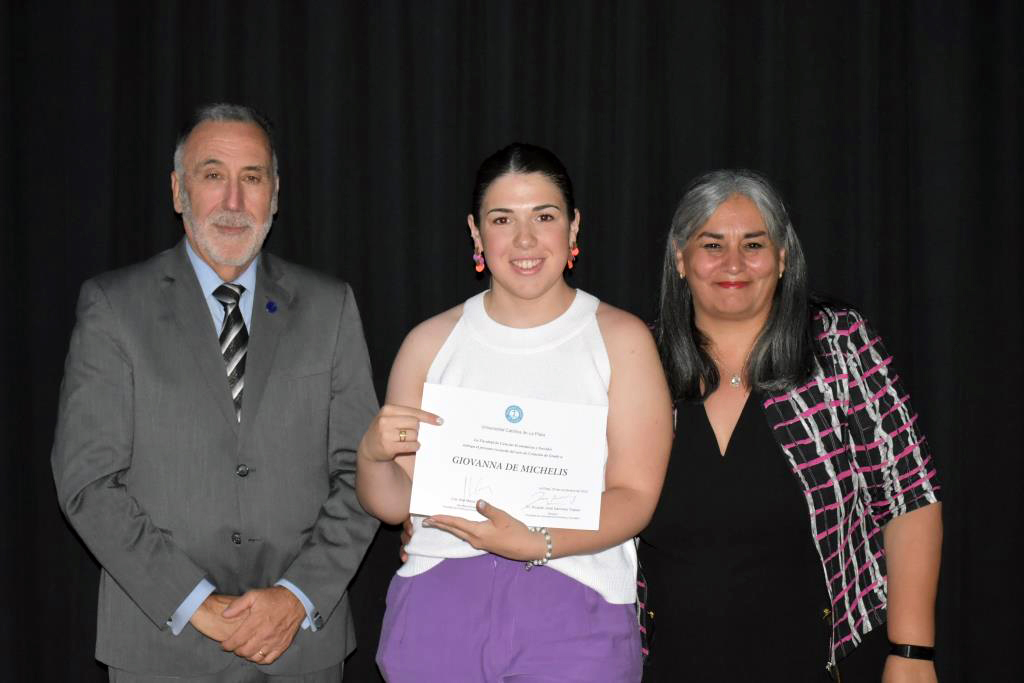 Se realizó el acto de colación de la Facultad de Ciencias Económicas y Sociales