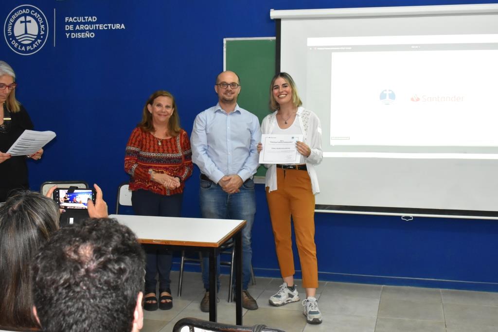 Reconocimiento a los alumnos que participaron de las Becas Futuros Profesionales Santander