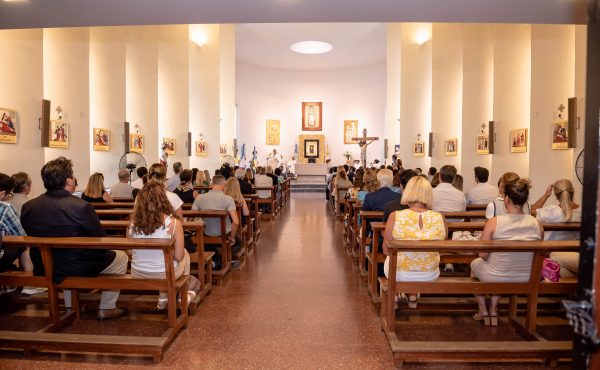 59.° aniversario de la UCALP. Visita de Mons. Víctor Fernández y celebración de la Sta. Misa