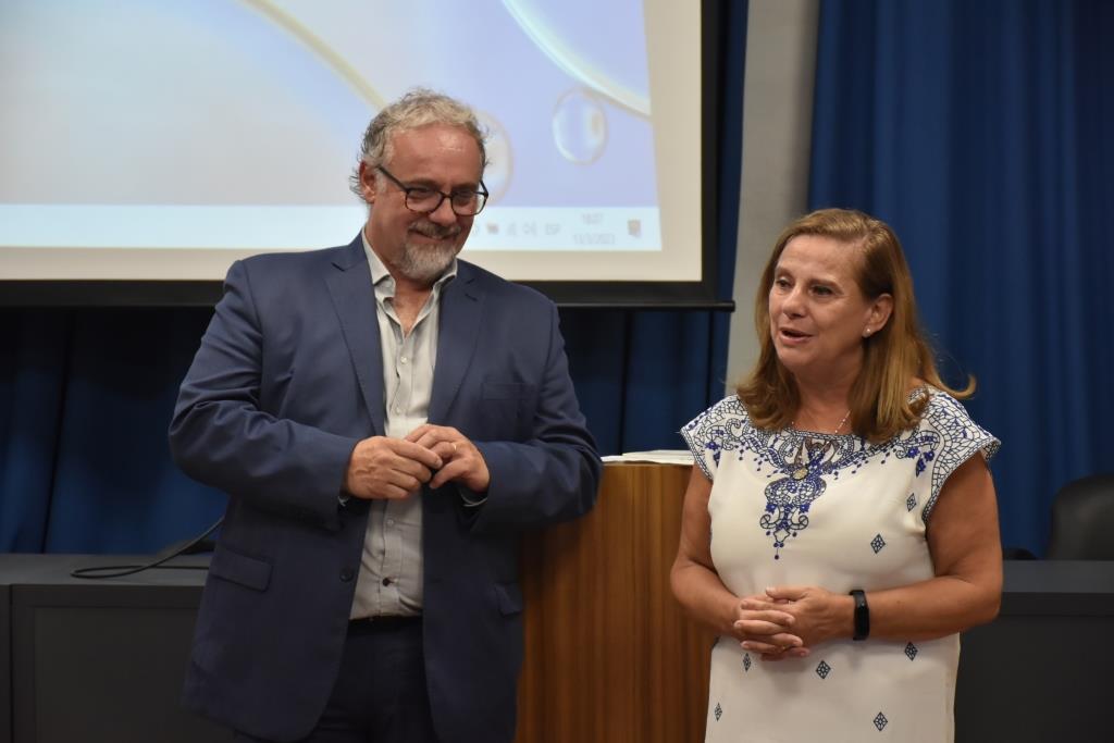 Se inauguró la Exposición de Fotos “Gestos y palabras”