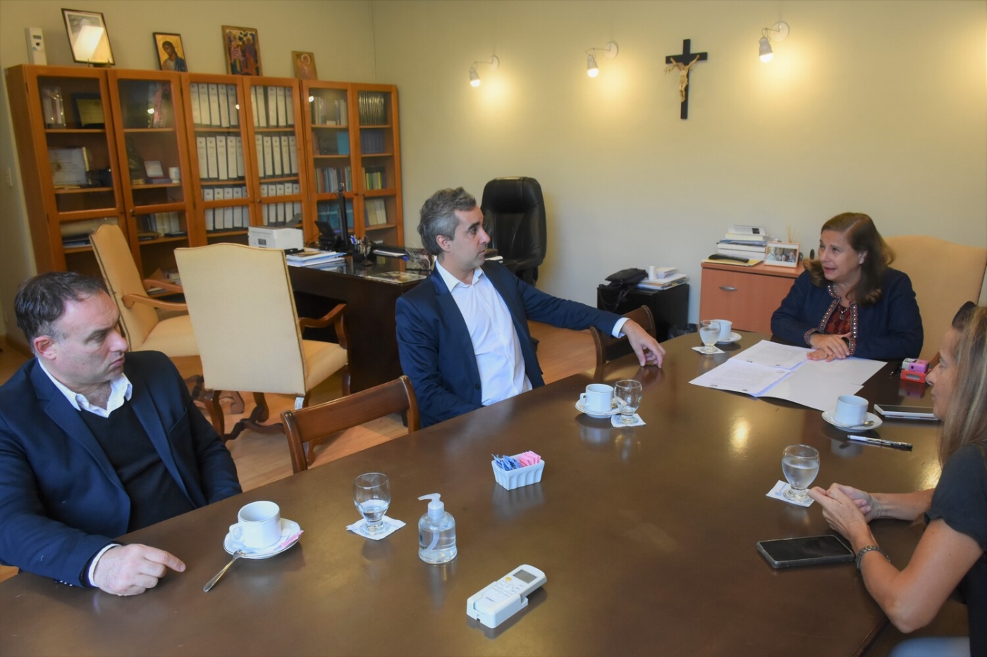 Convenio marco de colaboración entre la Universidad y la Cámara de comercio, industria y servicios de La Plata