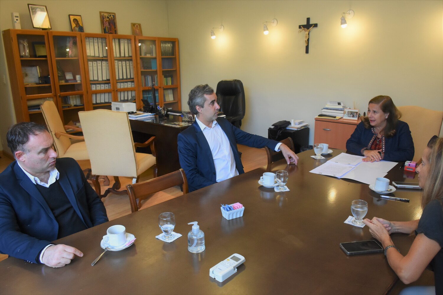 Convenio marco de colaboración entre la Universidad y la Cámara de comercio, industria y servicios de La Plata 06