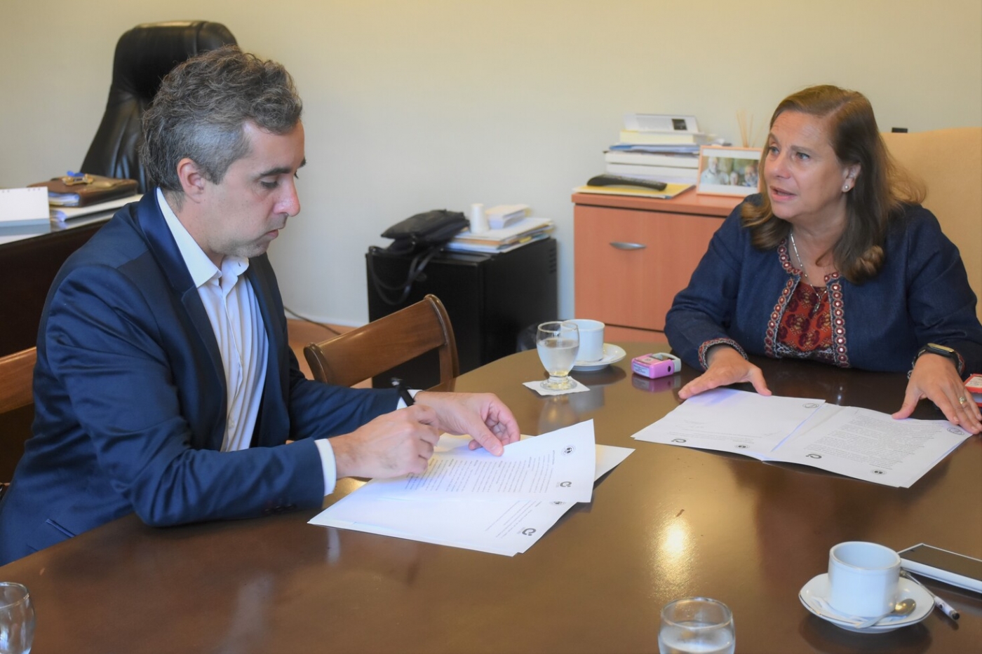 Convenio marco de colaboración entre la Universidad y la Cámara de comercio, industria y servicios de La Plata