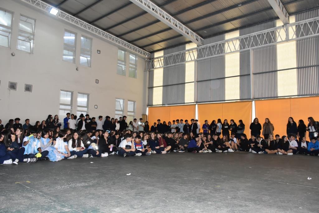 Acto por la conmemoración de la Revolución de Mayo en el Colegio Secundario José Manuel Estrada