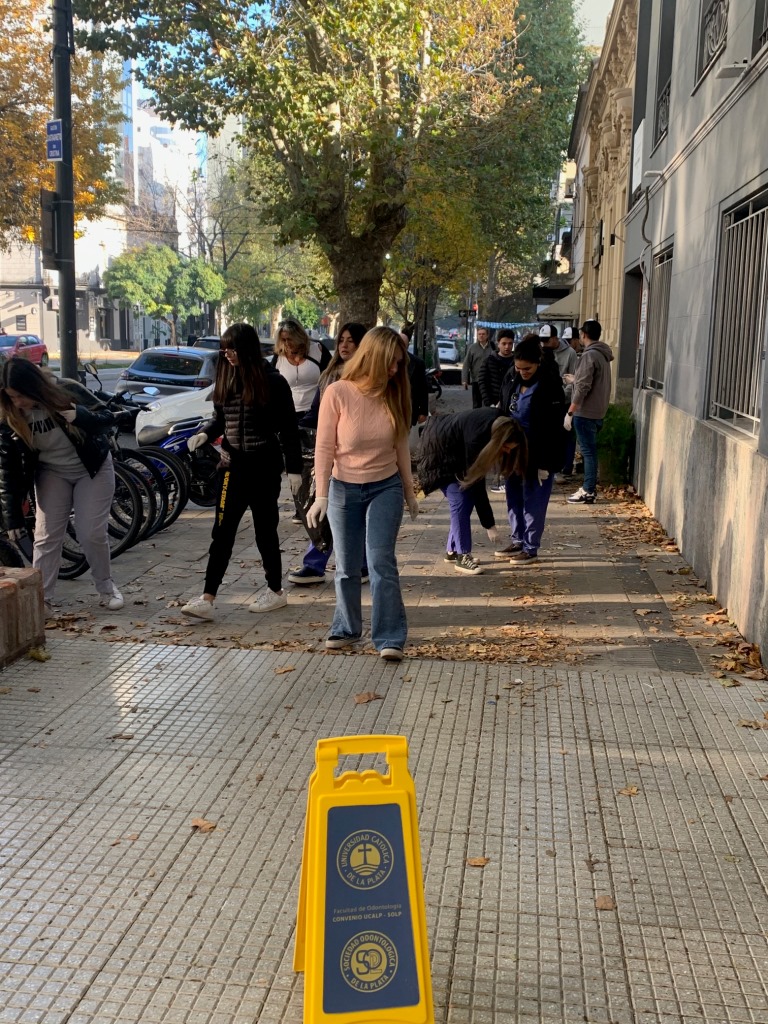 La Facultad de Odontología y el proyecto por una ciudad más limpia