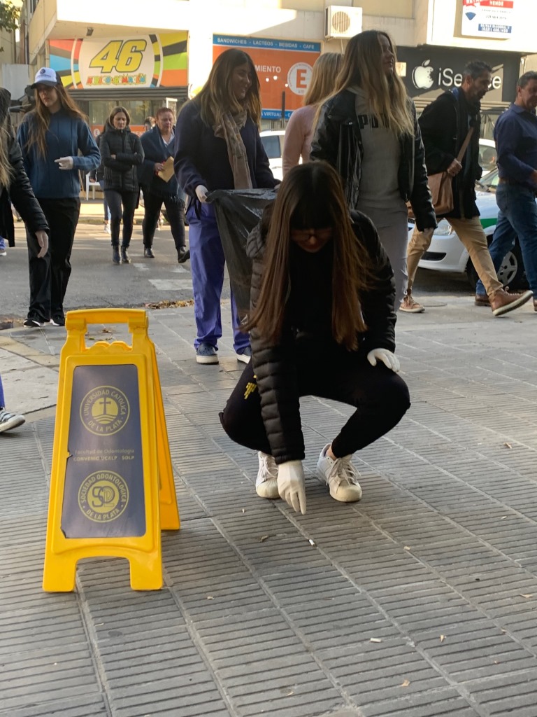 La Facultad de Odontología y el proyecto por una ciudad más limpia