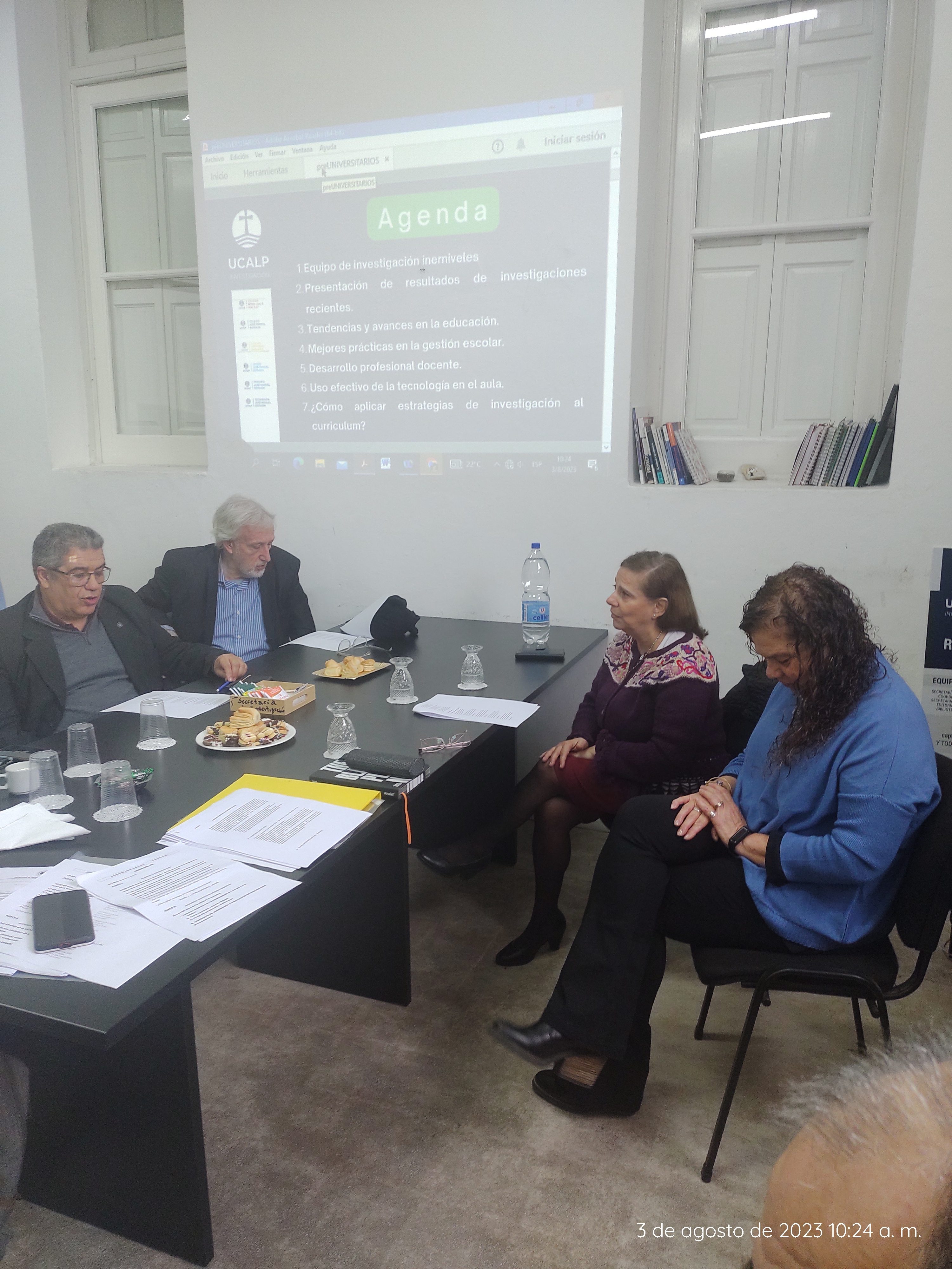 Reunión de investigación preuniversitaria (7)