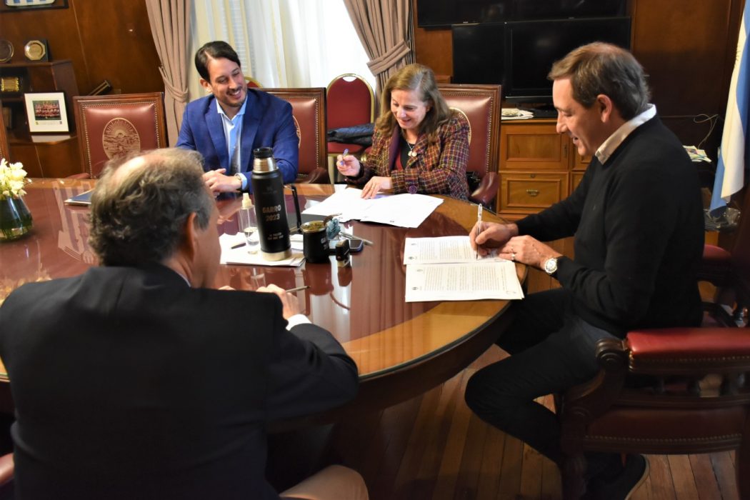 Nuevo convenio sobre prácticas con la Municipalidad de La Plata