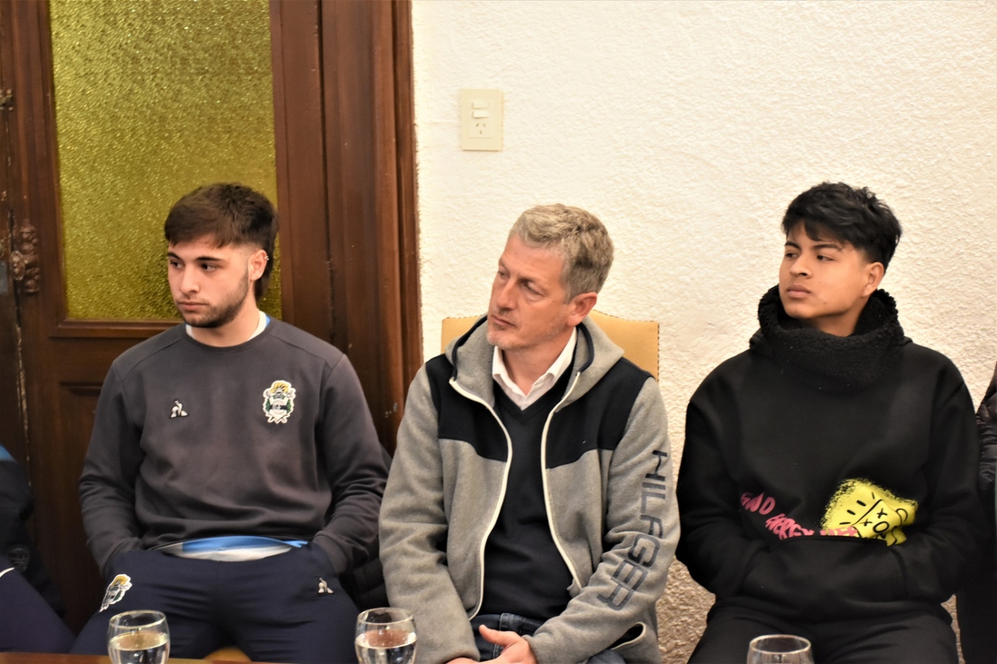 Encuentro de los deportistas que participaron en los JUAR en el Rectorado
