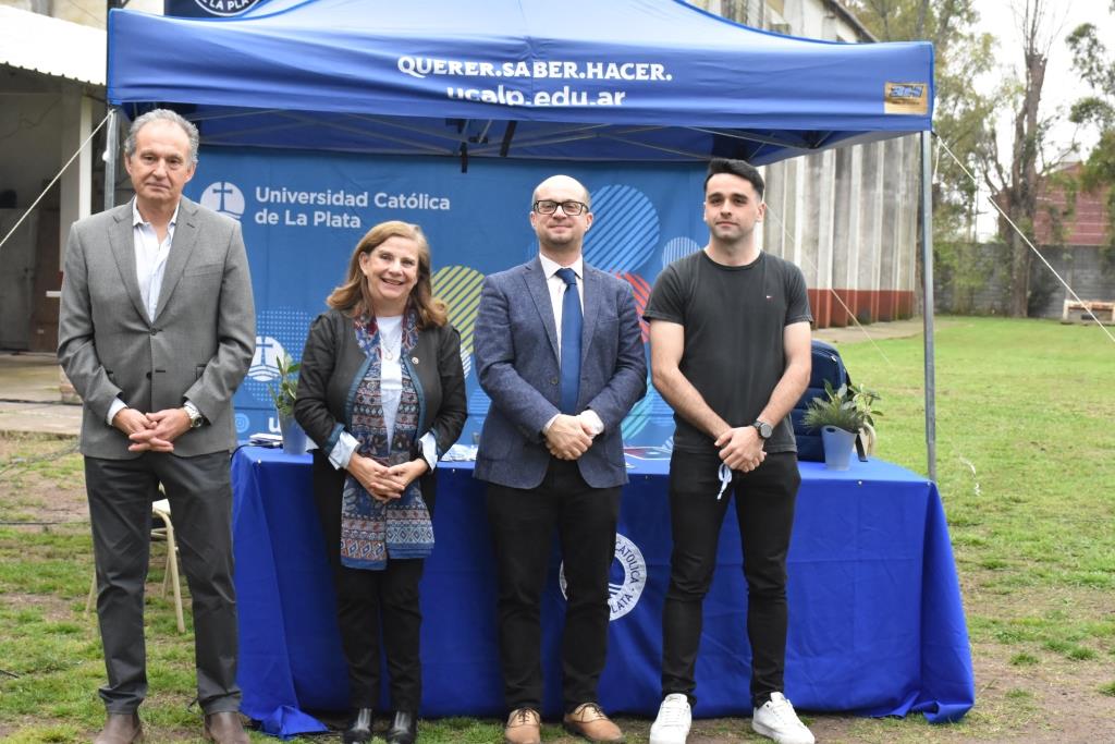 La Universidad celebró el Día del Estudiante y reconoció a los mejores promedios