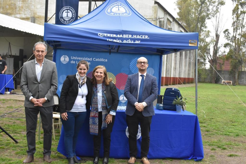 La Universidad celebró el Día del Estudiante y reconoció a los mejores promedios