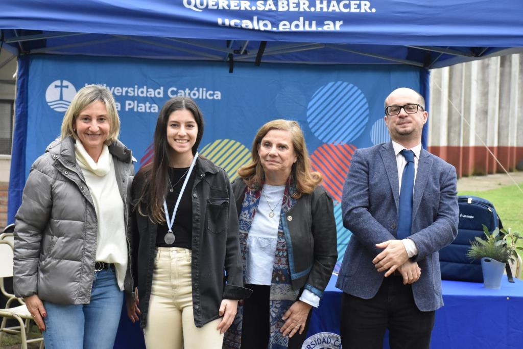 La Universidad celebró el Día del Estudiante y reconoció a los mejores promedios