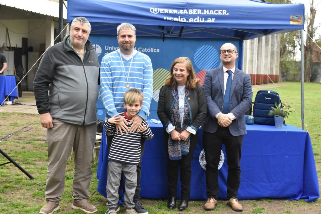 La Universidad celebró el Día del Estudiante y reconoció a los mejores promedios