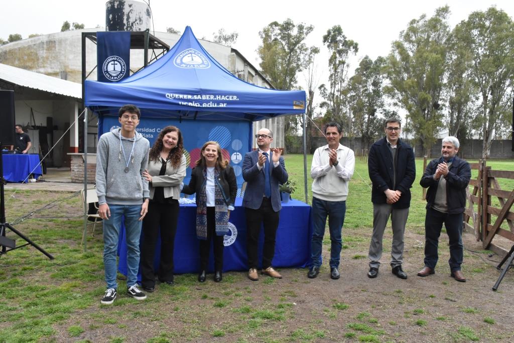 La Universidad celebró el Día del Estudiante y reconoció a los mejores promedios