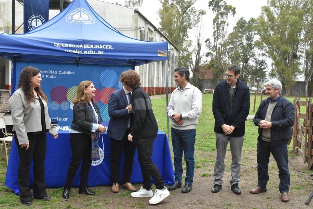 La Universidad celebró el Día del Estudiante y reconoció a los mejores promedios