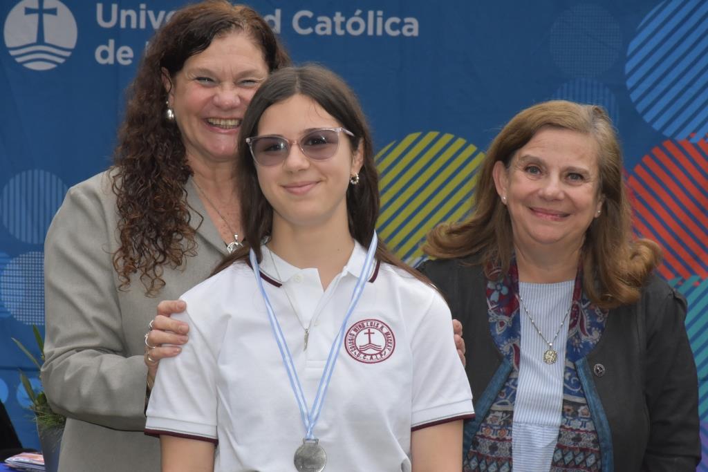 La Universidad celebró el Día del Estudiante y reconoció a los mejores promedios