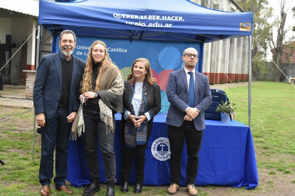 La Universidad celebró el Día del Estudiante y reconoció a los mejores promedios