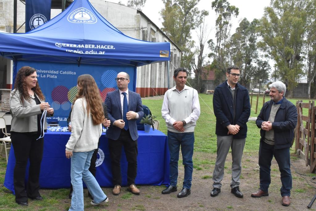 La Universidad celebró el Día del Estudiante y reconoció a los mejores promedios
