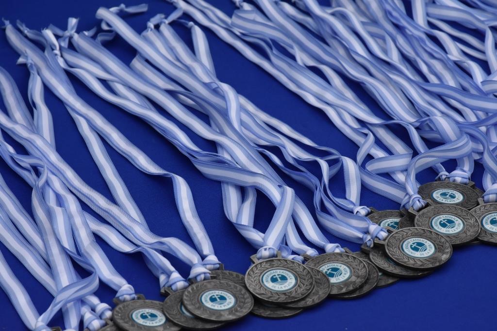 La Universidad celebró el Día del Estudiante y reconoció a los mejores promedios