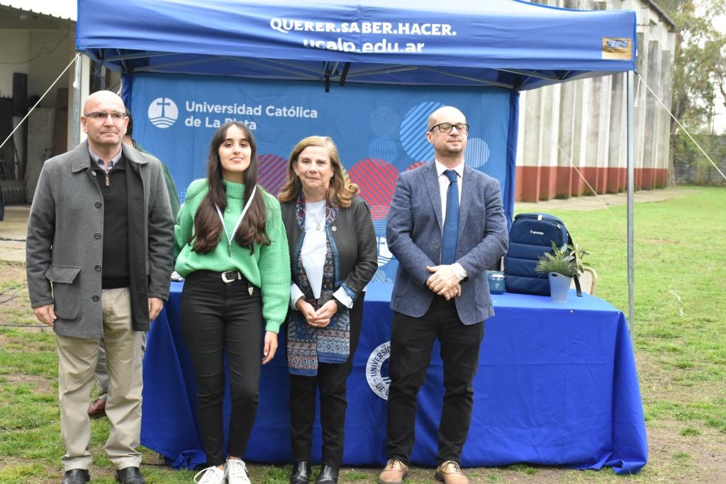 La Universidad celebró el Día del Estudiante y reconoció a los mejores promedios