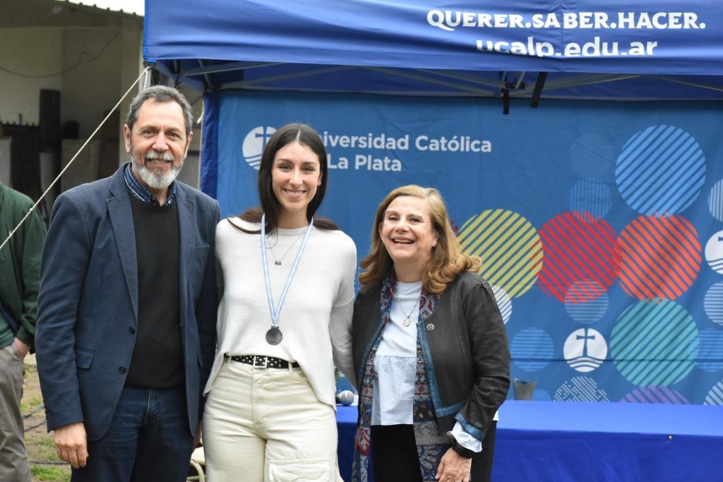La Universidad celebró el Día del Estudiante y reconoció a los mejores promedios
