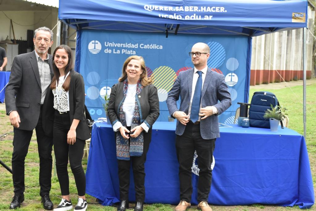 La Universidad celebró el Día del Estudiante y reconoció a los mejores promedios