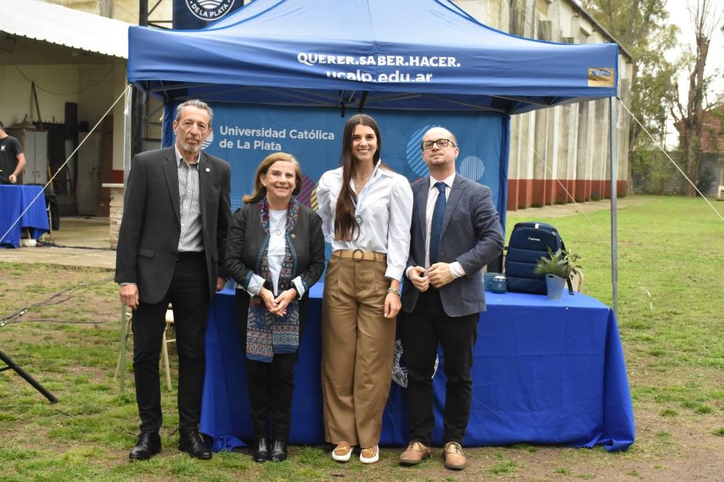 La Universidad celebró el Día del Estudiante y reconoció a los mejores promedios