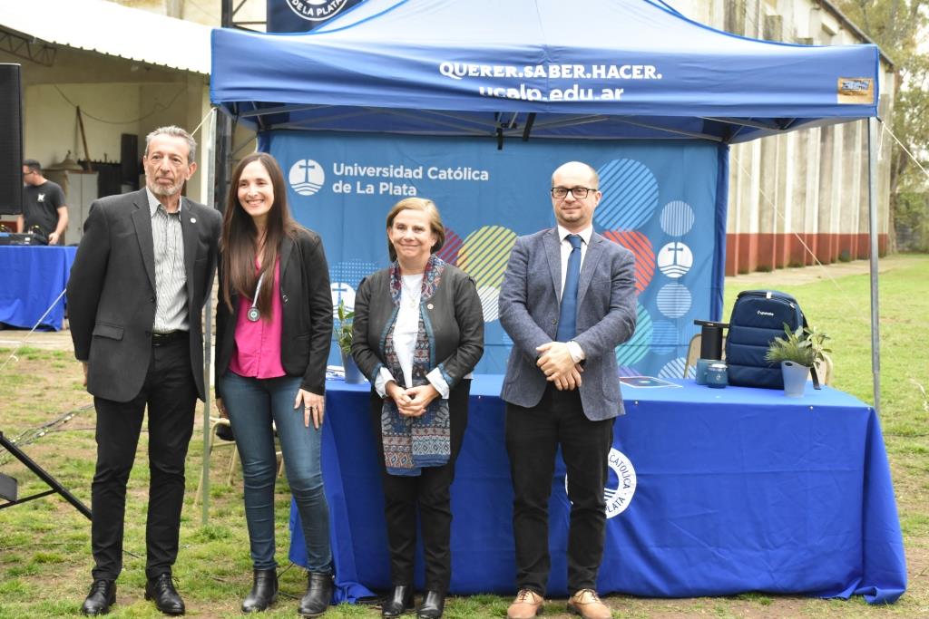 La Universidad celebró el Día del Estudiante y reconoció a los mejores promedios