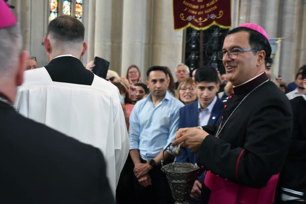 Monseñor Gabriel Mestre inició su ministerio como Arzobispo platense