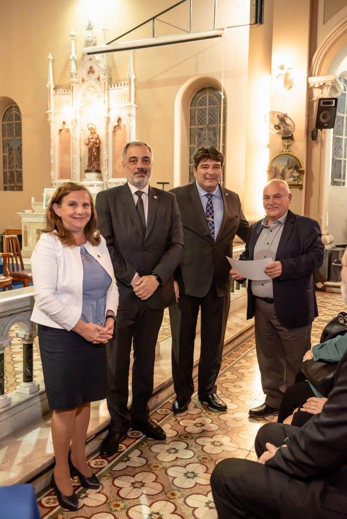 Acto de Colación y reconocimiento a docentes en la Subsede Bernal