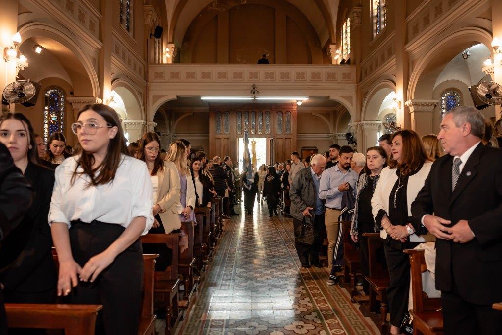 Acto de Colación y reconocimiento a docentes en la Subsede Bernal