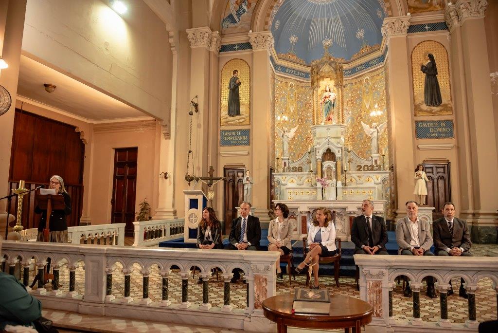 Acto de Colación y reconocimiento a docentes en la Subsede Bernal