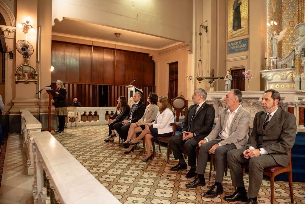 Acto de Colación y reconocimiento a docentes en la Subsede Bernal