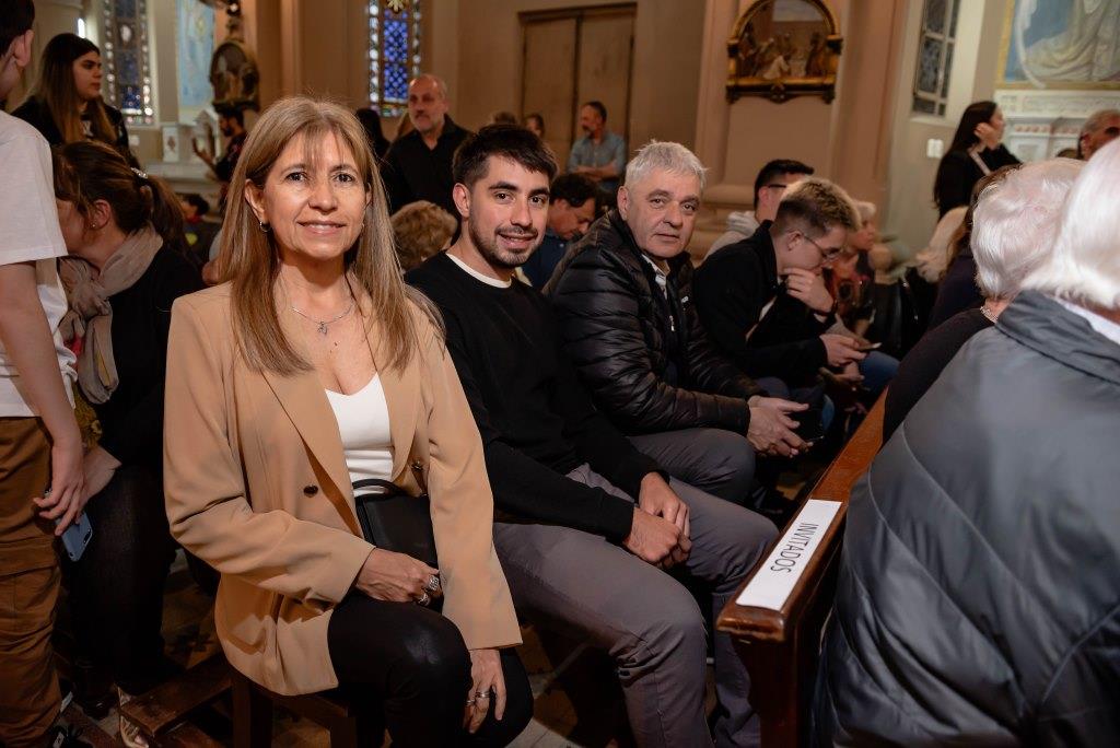 Acto de Colación y reconocimiento a docentes en la Subsede Bernal