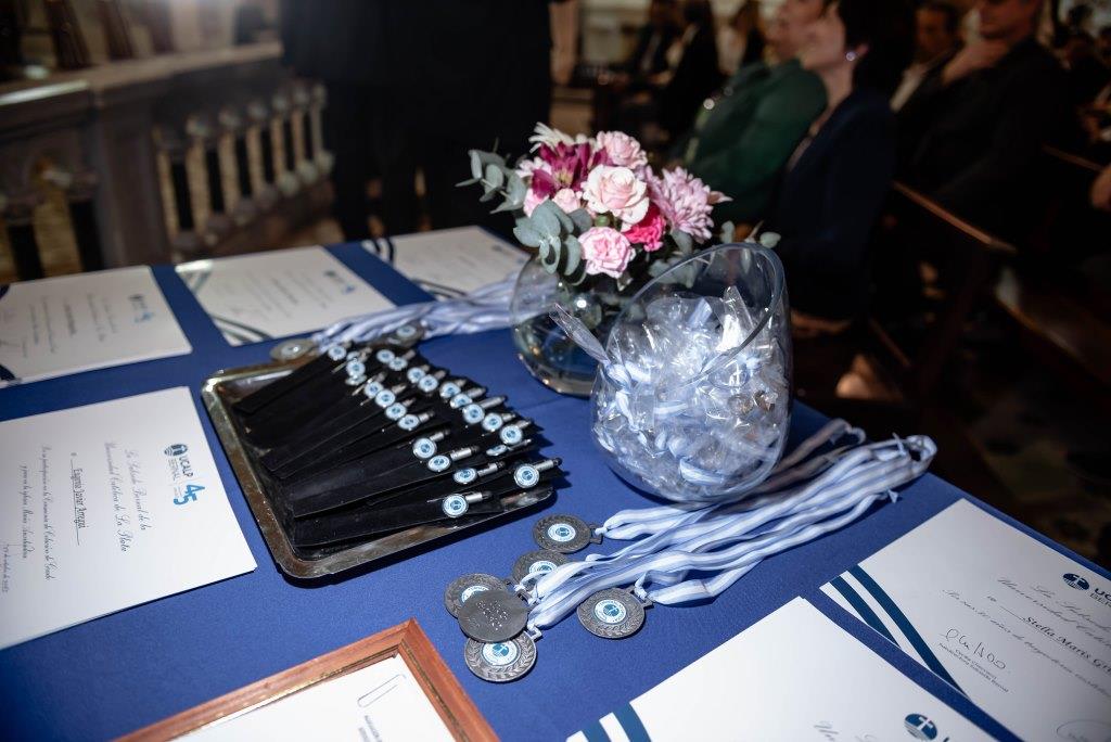 Acto de Colación y reconocimiento a docentes en la Subsede Bernal