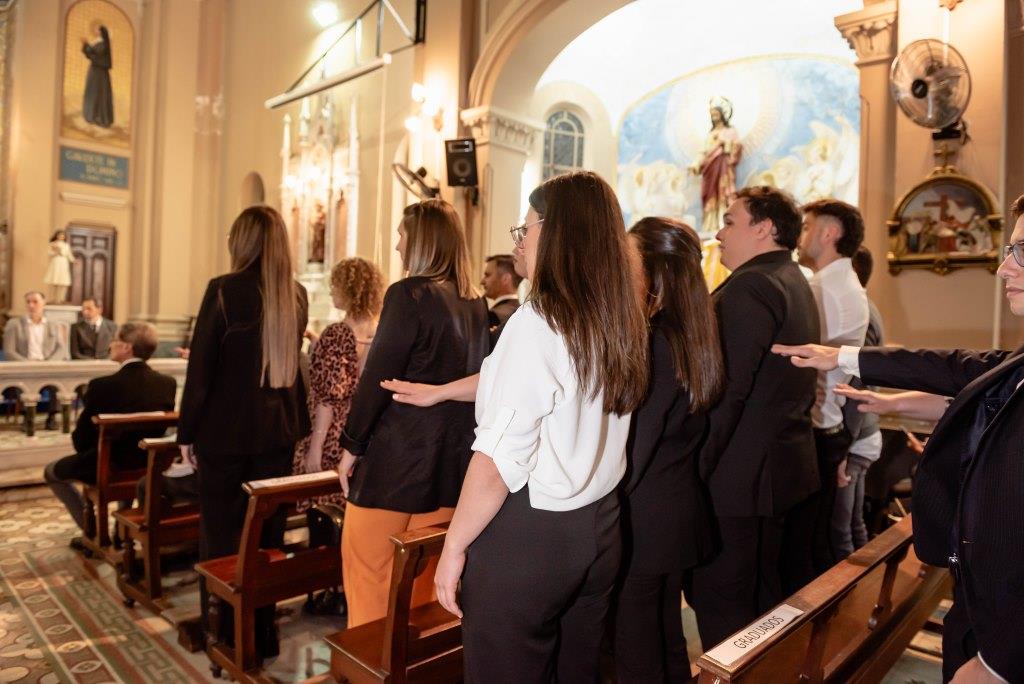 Acto de Colación y reconocimiento a docentes en la Subsede Bernal (86)