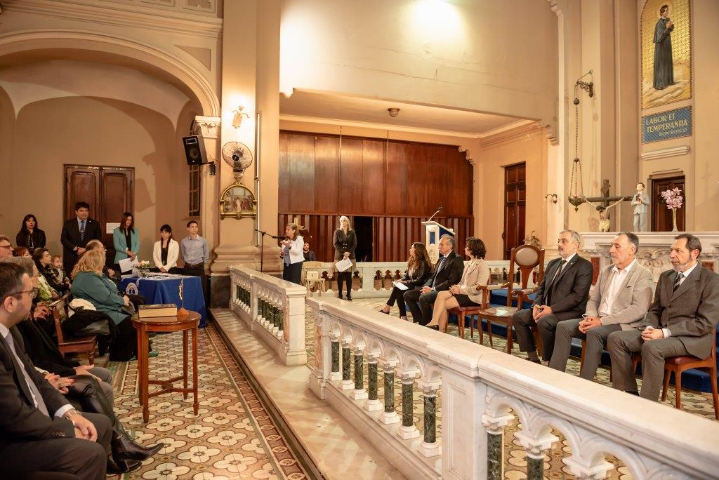 Acto de Colación y reconocimiento a docentes en la Subsede Bernal