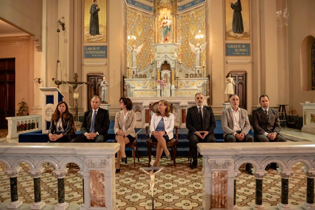 Acto de Colación y reconocimiento a docentes en la Subsede Bernal
