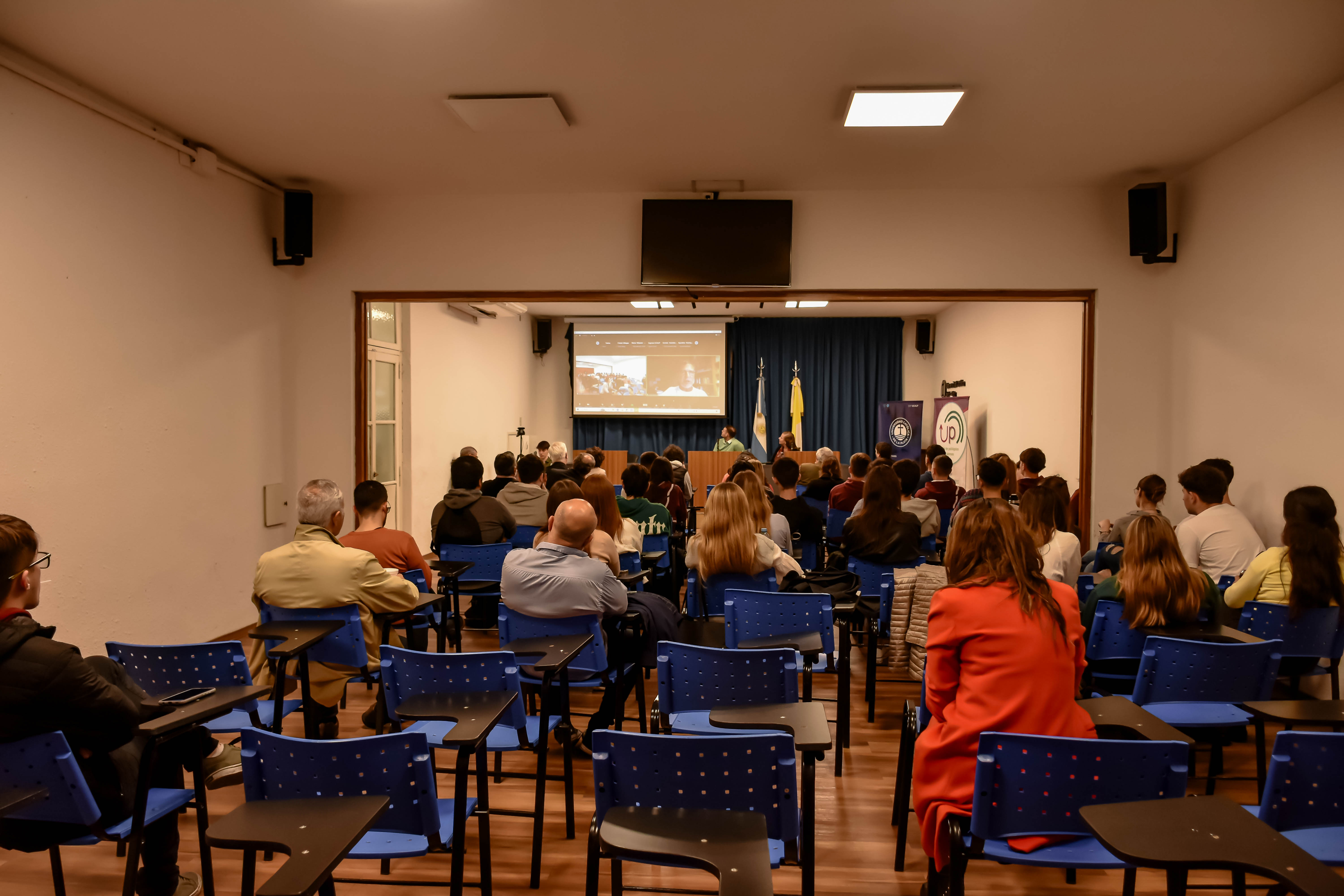 Se realizó el conversatorio ‘’Elecciones 2023’’ (15)