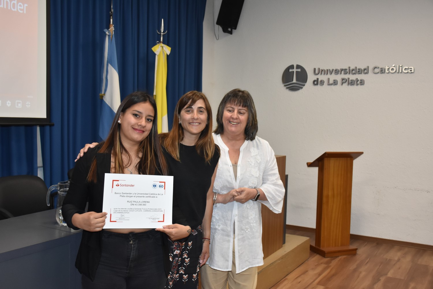 Becas Santander UCALP