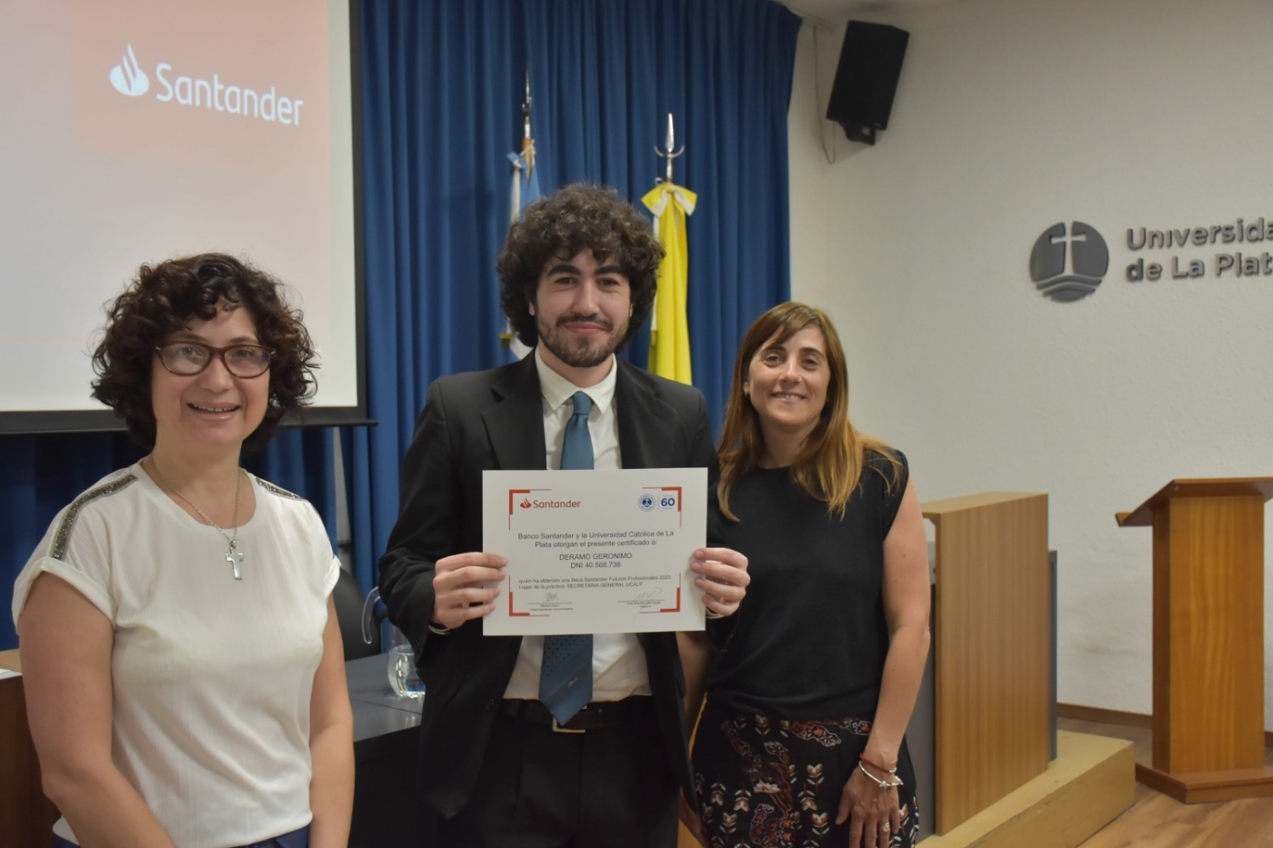 Becas Santander UCALP