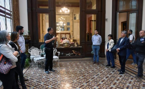 Brindis de Fin de Año de los medios de comunicación junto al Arzobispo Gabriel Mestre