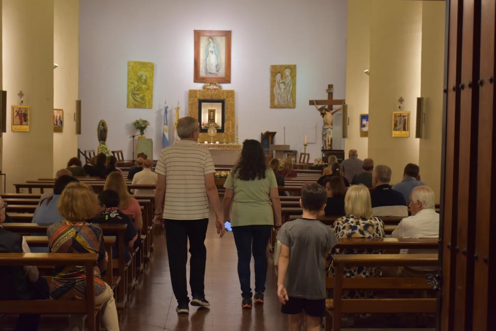 Emotiva celebración en la Parroquia Nuestra Señora de Guadalupe