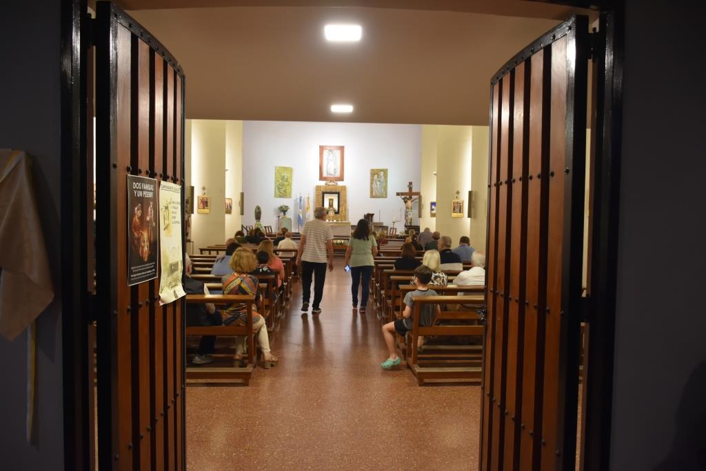 Emotiva celebración en la Parroquia Nuestra Señora de Guadalupe (16)