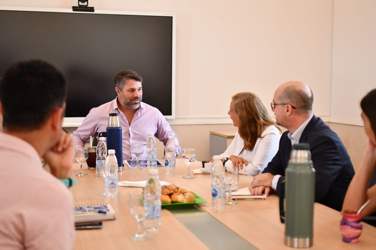 La UCALP y el Municipio de Magdalena firman convenio de cooperación (2)