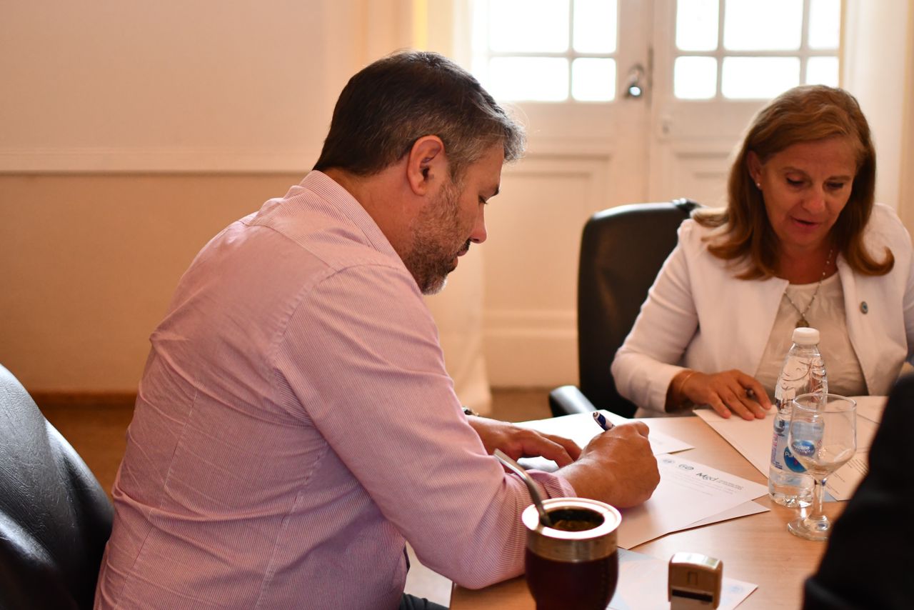 La UCALP y el Municipio de Magdalena firman convenio de cooperación (5)