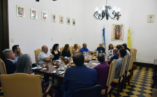Encuentro entre la UCALP y medios de la ciudad