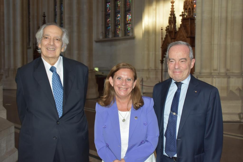 Junto a Monseñor Mestre celebramos la misa por el 60 aniversario de la UCALP