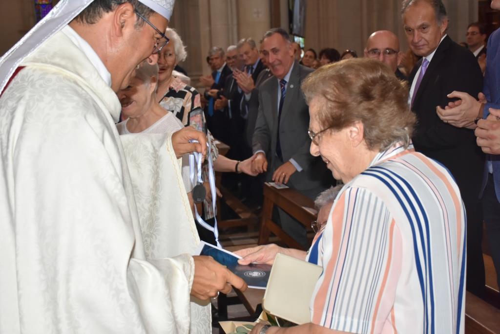 Junto a Monseñor Mestre celebramos la misa por el 60 aniversario de la UCALP