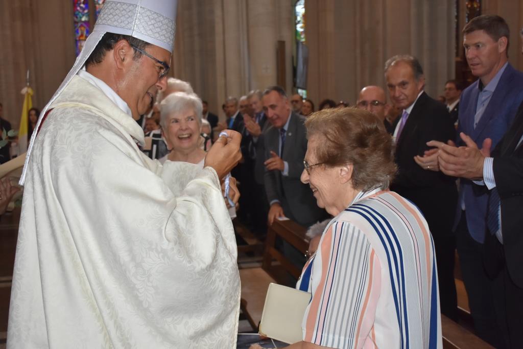 Junto a Monseñor Mestre celebramos la misa por el 60 aniversario de la UCALP